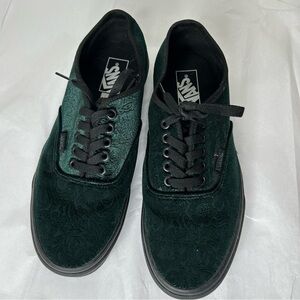 NWOT Vans Authentic Velvet Jungle Green Size 9